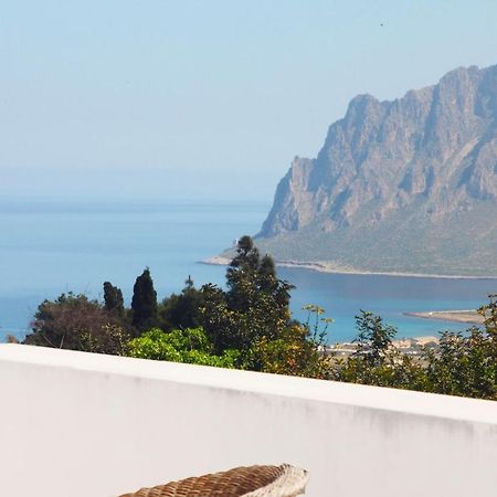 Versomare Room & Suite Valderice Bagian luar foto