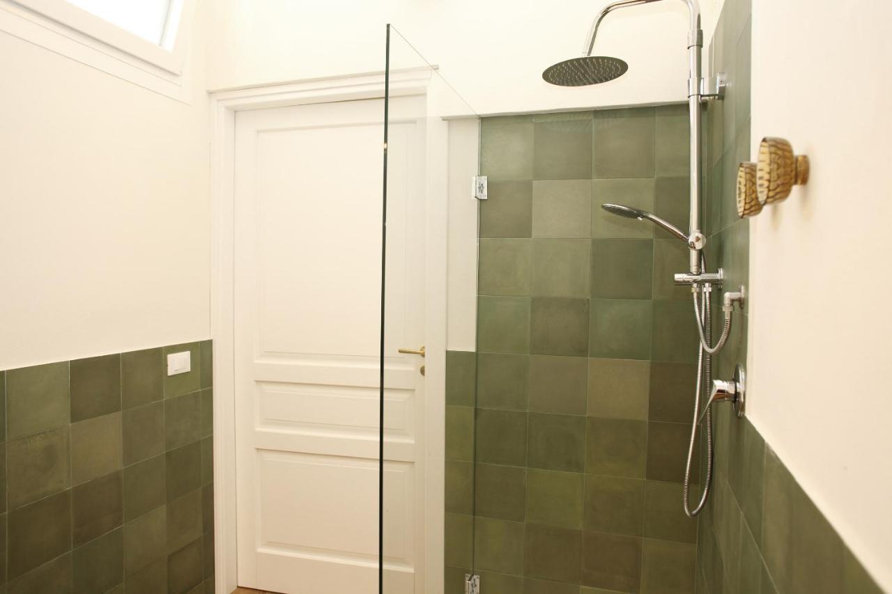 Versomare Room & Suite Valderice Bagian luar foto
