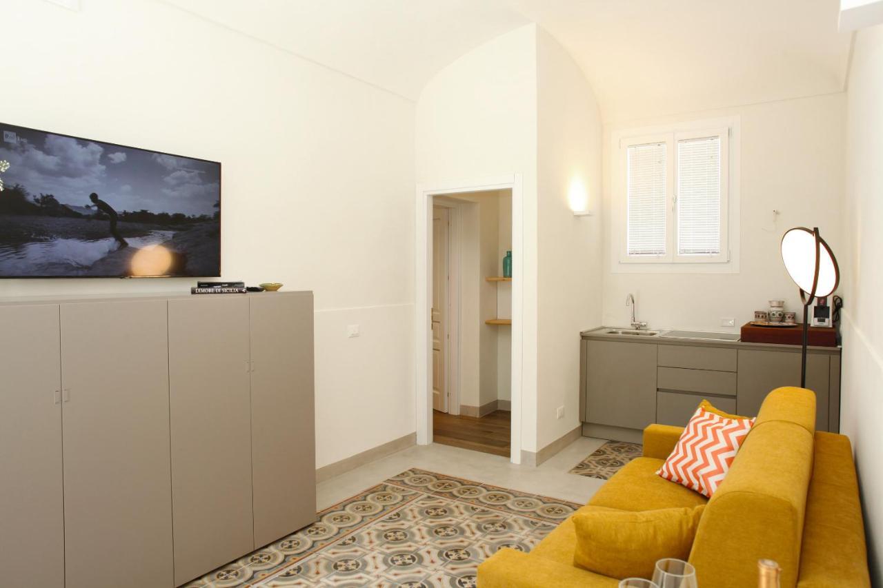 Versomare Room & Suite Valderice Bagian luar foto